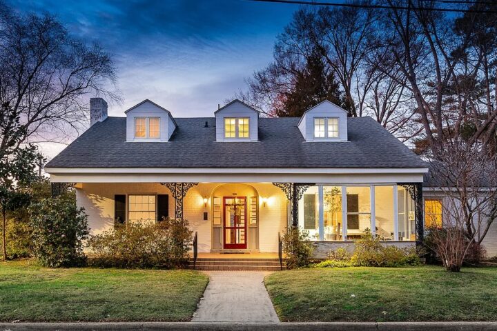 Picture showing the front of the house located on 310 South Harding Street.